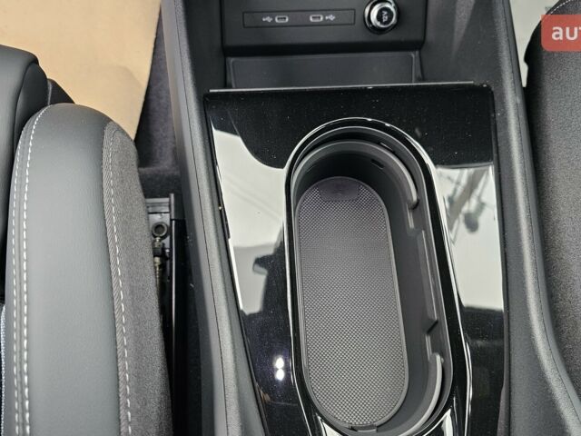 купить новое авто Ауди Q4 e-tron 2025 года от официального дилера Максим Путрівка Ауди фото