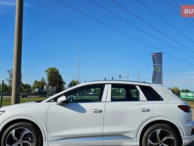 купить новое авто Ауди Q4 e-tron 2025 года от официального дилера Максим Путрівка Ауди фото