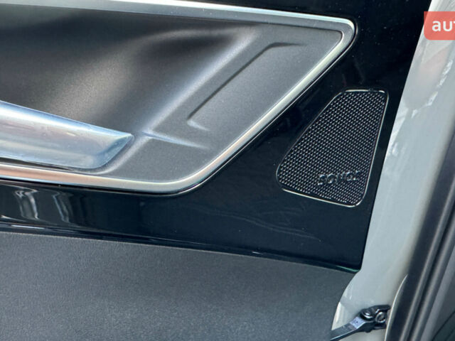 купити нове авто Ауді Q4 e-tron 2025 року від офіційного дилера Володимир Олександрович Ауді фото