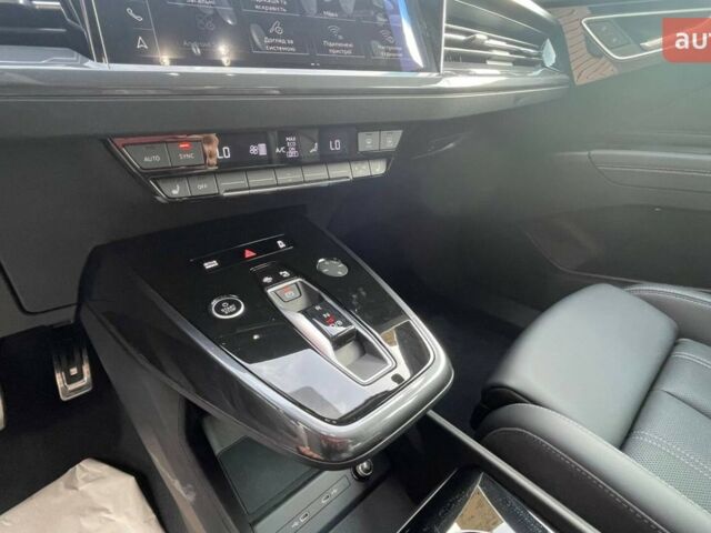 купить новое авто Ауди Q4 e-tron 2025 года от официального дилера E-SKM Позняки Ауди фото