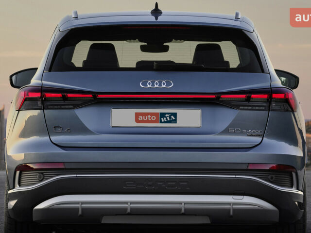 купить новое авто Ауди Q4 e-tron 2025 года от официального дилера Petr Ауди фото
