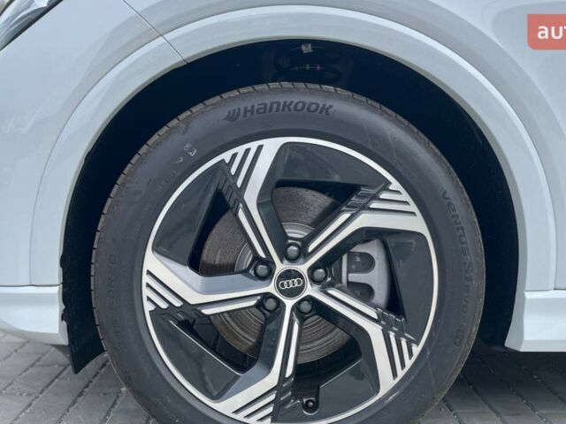 купить новое авто Ауди Q4 e-tron 2025 года от официального дилера AUTOCENTER AUTO.RIA Ауди фото