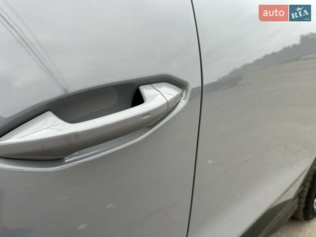 Сірий Ауді Q4 e-tron, об'ємом двигуна 0 л та пробігом 130 тис. км за 26900 $, фото 9 на Automoto.ua