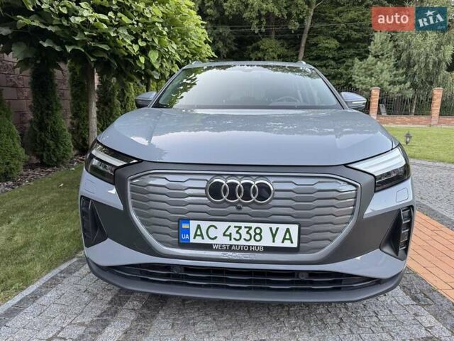 Сірий Ауді Q4 e-tron, об'ємом двигуна 0 л та пробігом 70 тис. км за 22700 $, фото 2 на Automoto.ua
