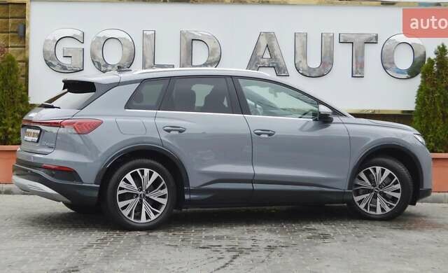 Серый Ауди Q4 e-tron, объемом двигателя 0 л и пробегом 22 тыс. км за 29999 $, фото 11 на Automoto.ua
