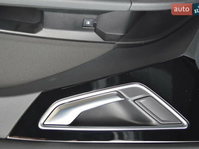 Серый Ауди Q4 e-tron, объемом двигателя 0 л и пробегом 22 тыс. км за 29999 $, фото 36 на Automoto.ua