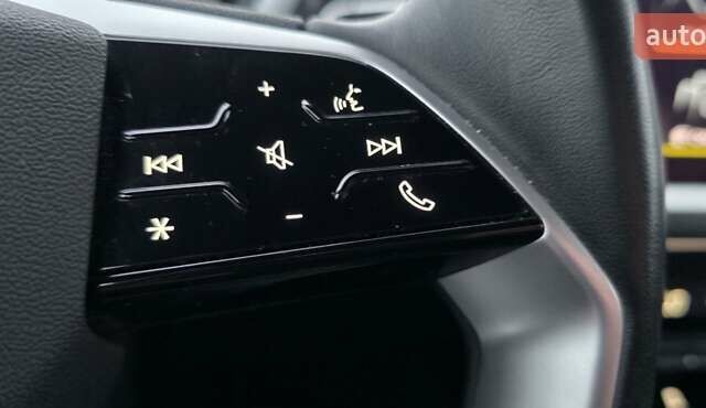 Серый Ауди Q4 e-tron, объемом двигателя 0 л и пробегом 129 тыс. км за 24532 $, фото 37 на Automoto.ua