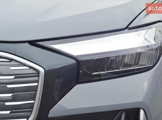 Серый Ауди Q4 e-tron, объемом двигателя 0 л и пробегом 22 тыс. км за 29999 $, фото 14 на Automoto.ua