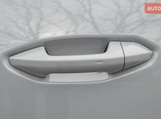 Серый Ауди Q4 e-tron, объемом двигателя 0 л и пробегом 22 тыс. км за 29999 $, фото 17 на Automoto.ua