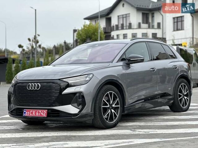 Серый Ауди Q4 e-tron, объемом двигателя 0 л и пробегом 45 тыс. км за 33850 $, фото 3 на Automoto.ua
