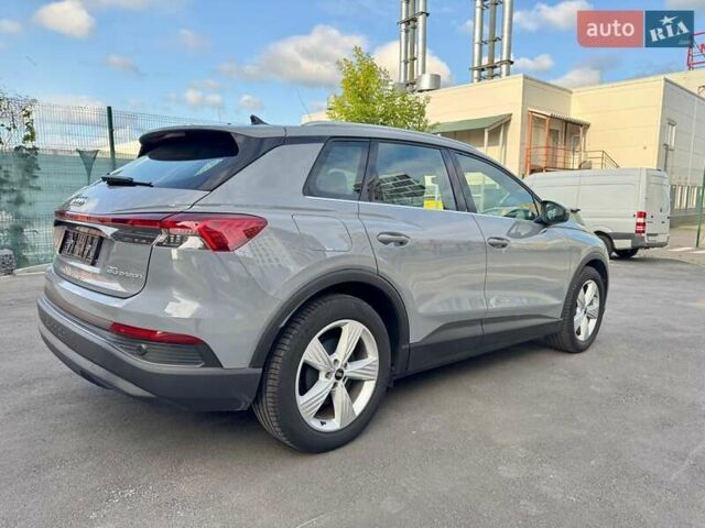 Сірий Ауді Q4 e-tron, об'ємом двигуна 0 л та пробігом 44 тис. км за 25300 $, фото 7 на Automoto.ua
