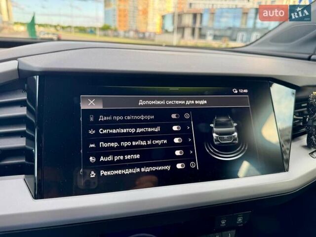 Сірий Ауді Q4 e-tron, об'ємом двигуна 0 л та пробігом 44 тис. км за 25300 $, фото 25 на Automoto.ua
