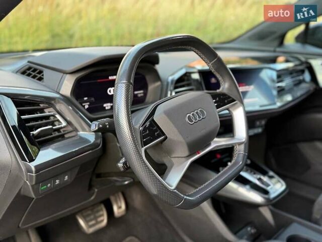 Сірий Ауді Q4 e-tron, об'ємом двигуна 0 л та пробігом 45 тис. км за 36200 $, фото 18 на Automoto.ua