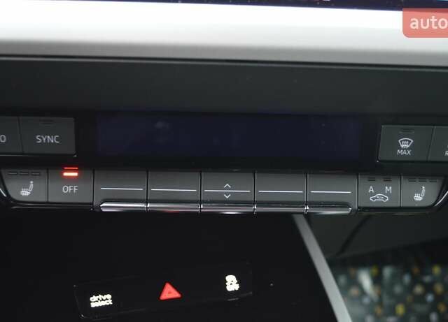 Серый Ауди Q4 e-tron, объемом двигателя 0 л и пробегом 22 тыс. км за 29999 $, фото 25 на Automoto.ua