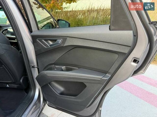 Сірий Ауді Q4 e-tron, об'ємом двигуна 0 л та пробігом 45 тис. км за 36200 $, фото 24 на Automoto.ua