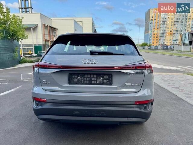 Сірий Ауді Q4 e-tron, об'ємом двигуна 0 л та пробігом 44 тис. км за 25300 $, фото 8 на Automoto.ua
