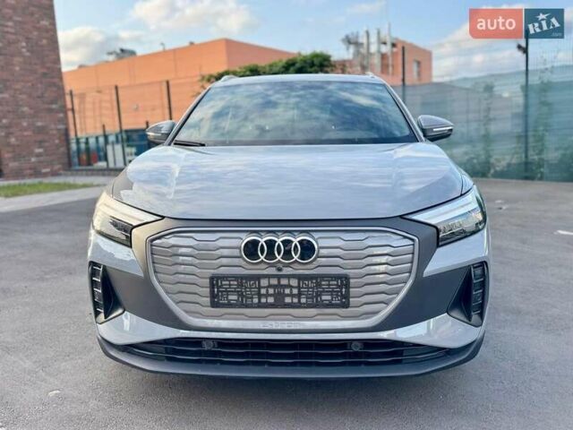 Сірий Ауді Q4 e-tron, об'ємом двигуна 0 л та пробігом 44 тис. км за 25300 $, фото 37 на Automoto.ua