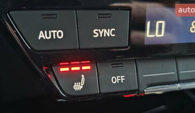 Серый Ауди Q4 e-tron, объемом двигателя 0 л и пробегом 129 тыс. км за 24532 $, фото 34 на Automoto.ua