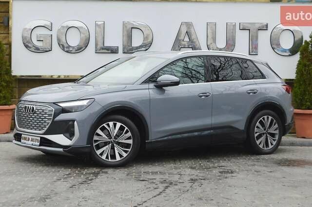 Серый Ауди Q4 e-tron, объемом двигателя 0 л и пробегом 22 тыс. км за 29999 $, фото 4 на Automoto.ua