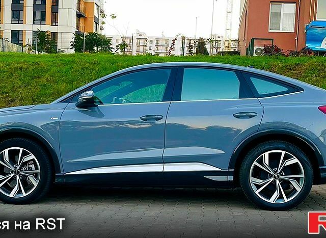 Сірий Ауді Q4 e-tron, об'ємом двигуна 0 л та пробігом 34 тис. км за 39500 $, фото 12 на Automoto.ua