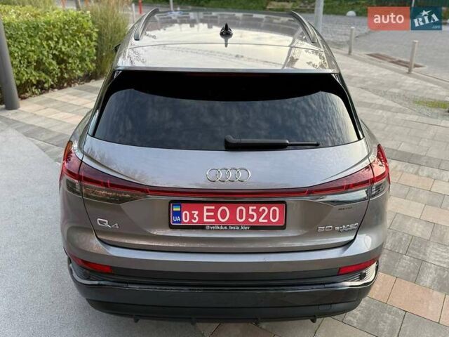 Сірий Ауді Q4 e-tron, об'ємом двигуна 0 л та пробігом 45 тис. км за 36200 $, фото 5 на Automoto.ua