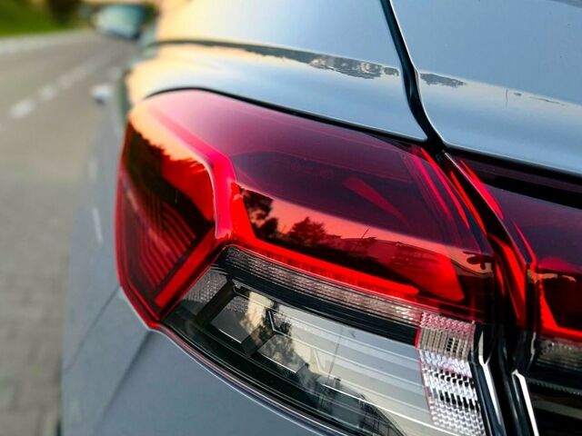 Сірий Ауді Q4 e-tron, об'ємом двигуна 0 л та пробігом 34 тис. км за 39500 $, фото 5 на Automoto.ua