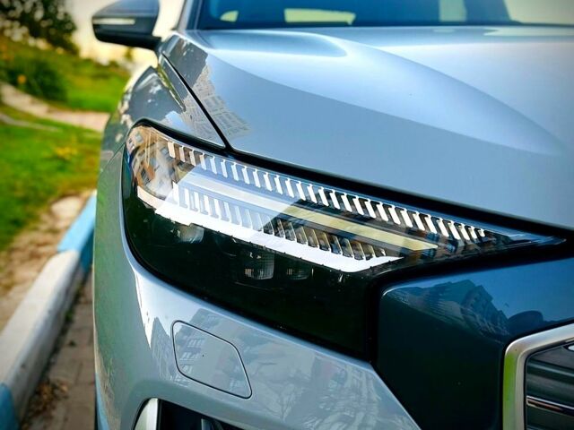 Сірий Ауді Q4 e-tron, об'ємом двигуна 0 л та пробігом 34 тис. км за 39500 $, фото 10 на Automoto.ua