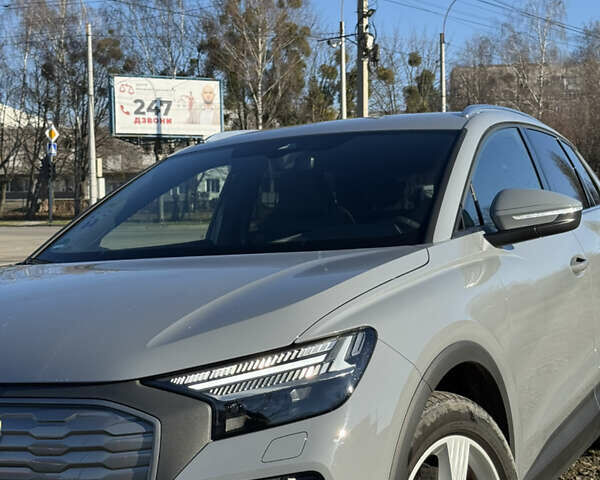 Серый Ауди Q4 e-tron, объемом двигателя 0 л и пробегом 110 тыс. км за 29800 $, фото 13 на Automoto.ua