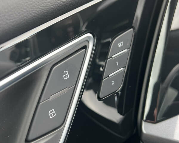Ауди Q4 e-tron 2023 в Львове на Automoto.ua Серый Ауди Q4 e-tron, объемом двигателя 0 л и пробегом 18 тыс. км за 34500 $, фото 14 на Automoto.ua