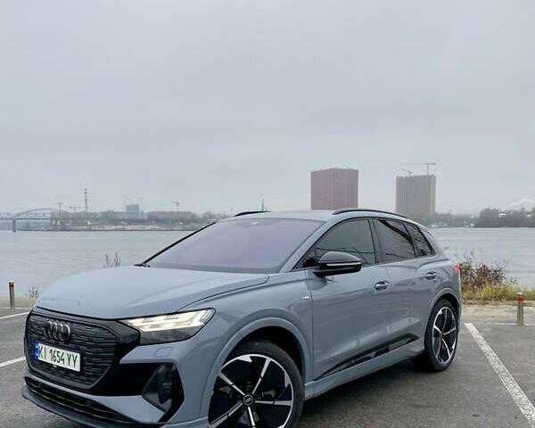 Сірий Ауді Q4 e-tron, об'ємом двигуна 0 л та пробігом 41 тис. км за 33900 $, фото 7 на Automoto.ua