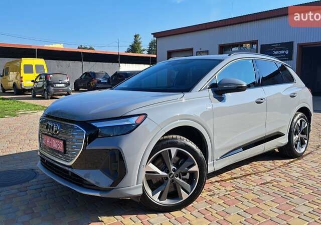 Серый Ауди Q4 e-tron, объемом двигателя 0 л и пробегом 8 тыс. км за 30500 $, фото 7 на Automoto.ua