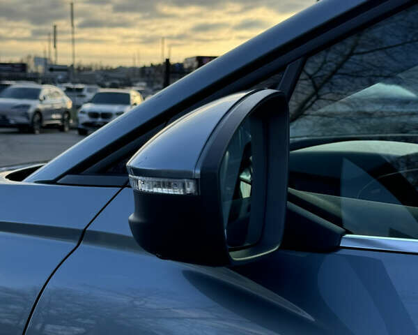 Сірий Ауді Q4 e-tron, об'ємом двигуна 0 л та пробігом 6 тис. км за 29500 $, фото 7 на Automoto.ua