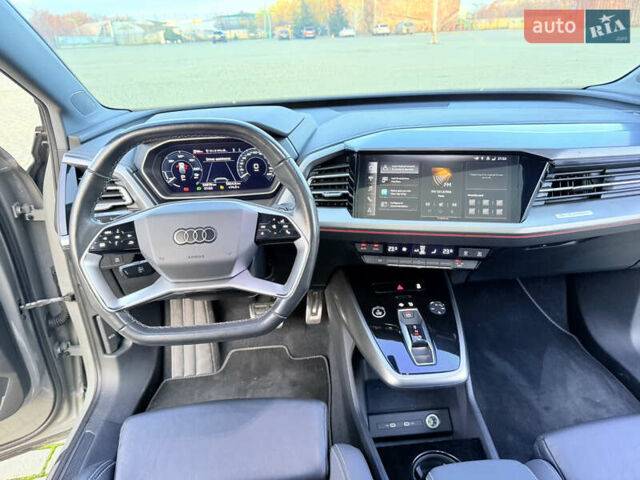 Серый Ауди Q4 e-tron, объемом двигателя 0 л и пробегом 55 тыс. км за 27500 $, фото 33 на Automoto.ua