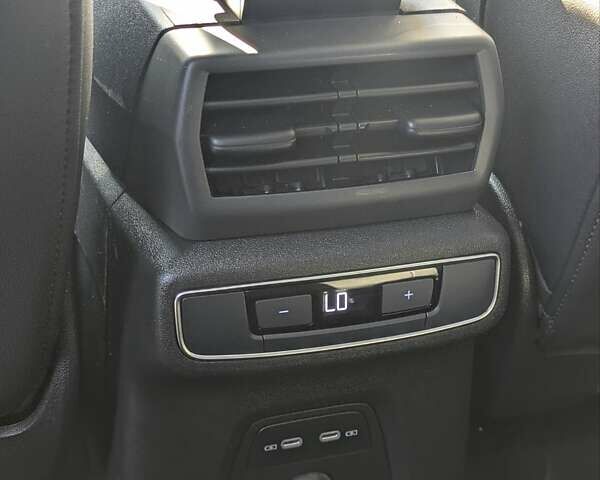 Ауди Q4 e-tron 2023 в Львове на Automoto.ua Серый Ауди Q4 e-tron, объемом двигателя 0 л и пробегом 68 тыс. км за 33800 $, фото 14 на Automoto.ua