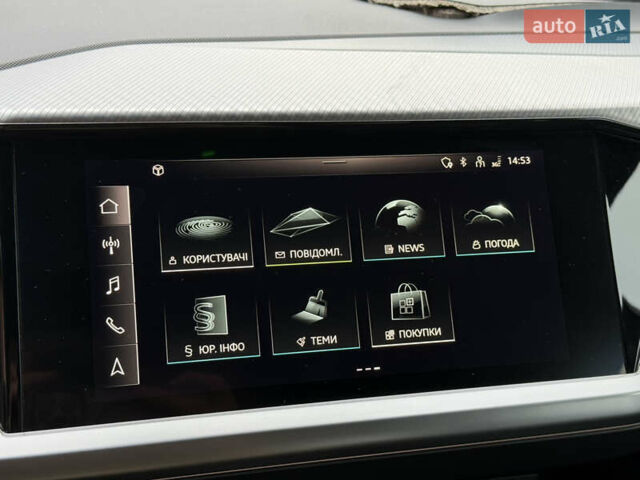 Серый Ауди Q4 e-tron, объемом двигателя 0 л и пробегом 50 тыс. км за 16900 $, фото 46 на Automoto.ua