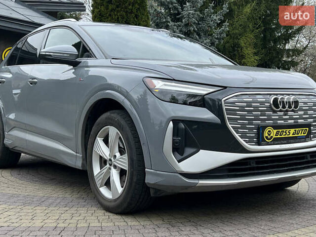 Серый Ауди Q4 e-tron, объемом двигателя 0 л и пробегом 29 тыс. км за 32990 $, фото 8 на Automoto.ua