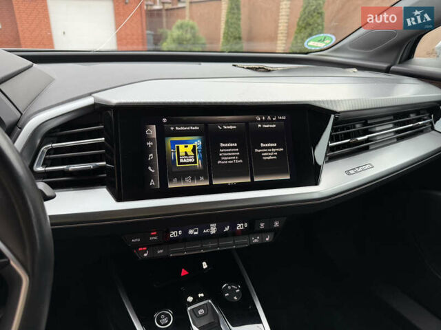 Серый Ауди Q4 e-tron, объемом двигателя 0 л и пробегом 50 тыс. км за 16900 $, фото 42 на Automoto.ua