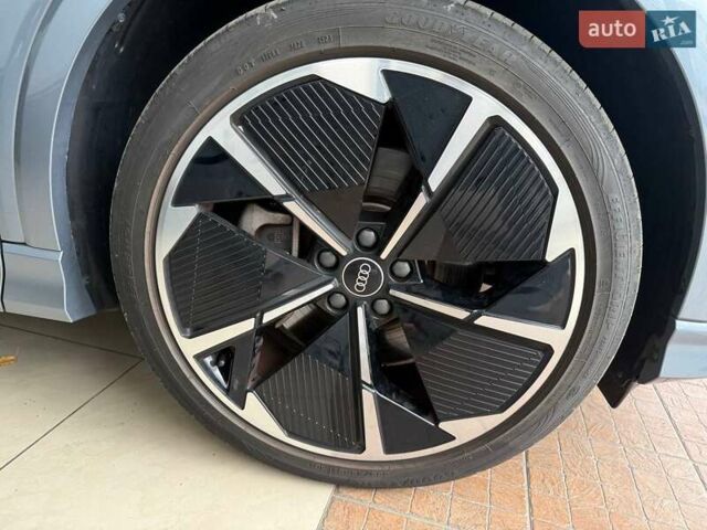 Ауди Q4 e-tron 2023 в Ивано-Франковске на Automoto.ua Серый Ауди Q4 e-tron, объемом двигателя 0 л и пробегом 13 тыс. км за 33500 $, фото 17 на Automoto.ua