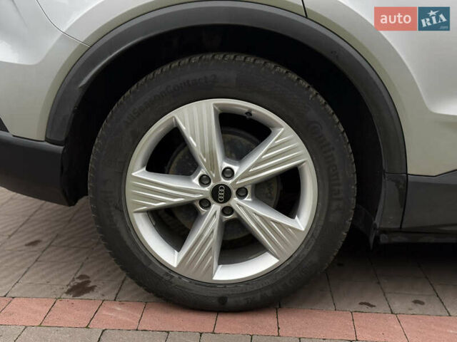 Серый Ауди Q4 e-tron, объемом двигателя 0 л и пробегом 50 тыс. км за 16900 $, фото 7 на Automoto.ua