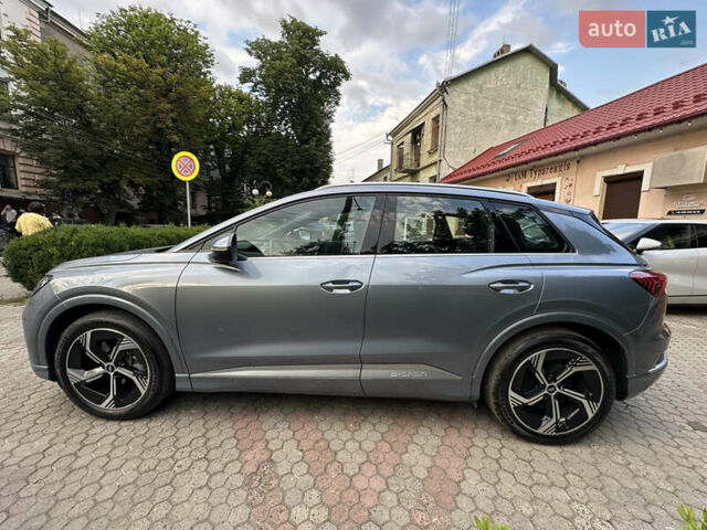 Серый Ауди Q4 e-tron, объемом двигателя 0 л и пробегом 3 тыс. км за 29000 $, фото 5 на Automoto.ua