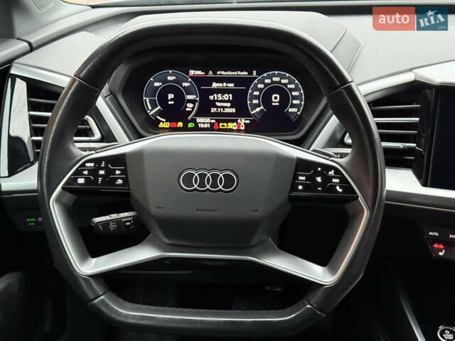 Серый Ауди Q4 e-tron, объемом двигателя 0 л и пробегом 50 тыс. км за 16900 $, фото 39 на Automoto.ua