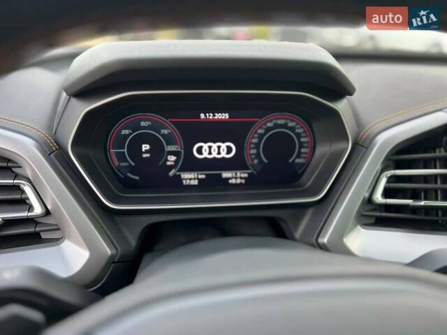 Серый Ауди Q4 e-tron, объемом двигателя 0 л и пробегом 20 тыс. км за 26999 $, фото 24 на Automoto.ua