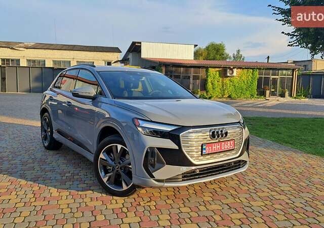 Серый Ауди Q4 e-tron, объемом двигателя 0 л и пробегом 8 тыс. км за 30500 $, фото 11 на Automoto.ua