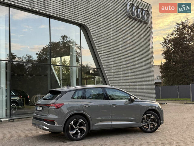 Сірий Ауді Q4 e-tron, об'ємом двигуна 0 л та пробігом 11 тис. км за 30000 $, фото 11 на Automoto.ua