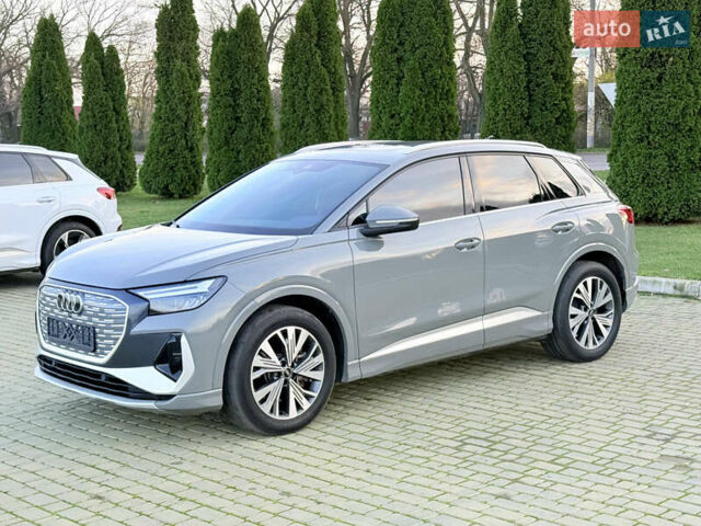 Серый Ауди Q4 e-tron, объемом двигателя 0 л и пробегом 55 тыс. км за 27500 $, фото 12 на Automoto.ua