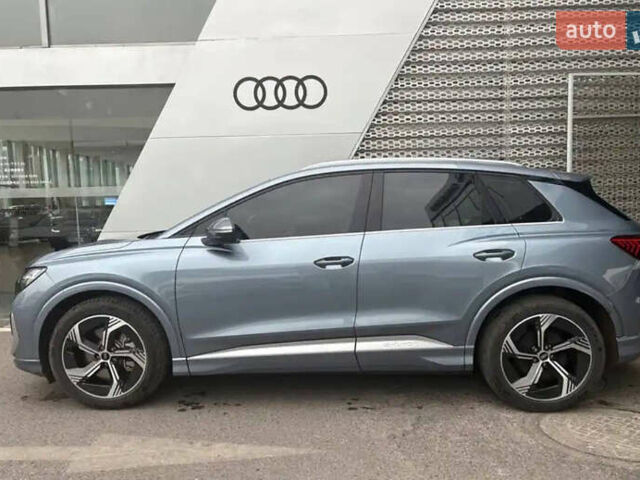 Сірий Ауді Q4 e-tron, об'ємом двигуна 0 л та пробігом 9 тис. км за 27500 $, фото 2 на Automoto.ua