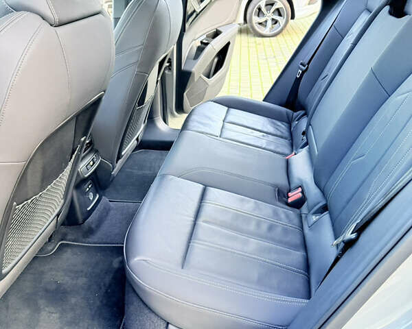 Серый Ауди Q4 e-tron, объемом двигателя 0 л и пробегом 55 тыс. км за 27500 $, фото 40 на Automoto.ua