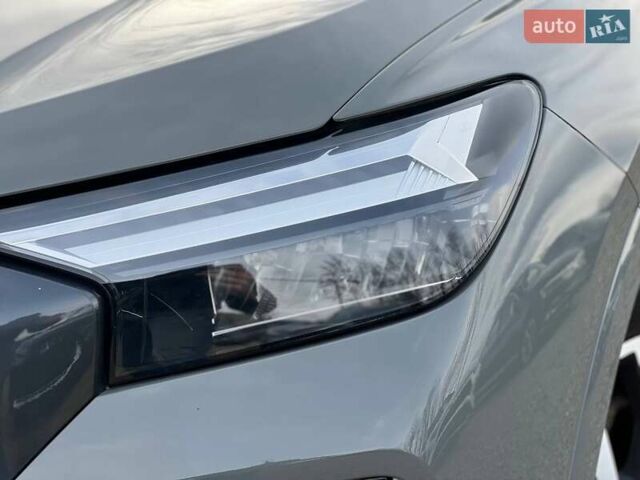 Серый Ауди Q4 e-tron, объемом двигателя 0 л и пробегом 20 тыс. км за 26999 $, фото 13 на Automoto.ua