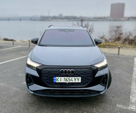Сірий Ауді Q4 e-tron, об'ємом двигуна 0 л та пробігом 41 тис. км за 33900 $, фото 10 на Automoto.ua