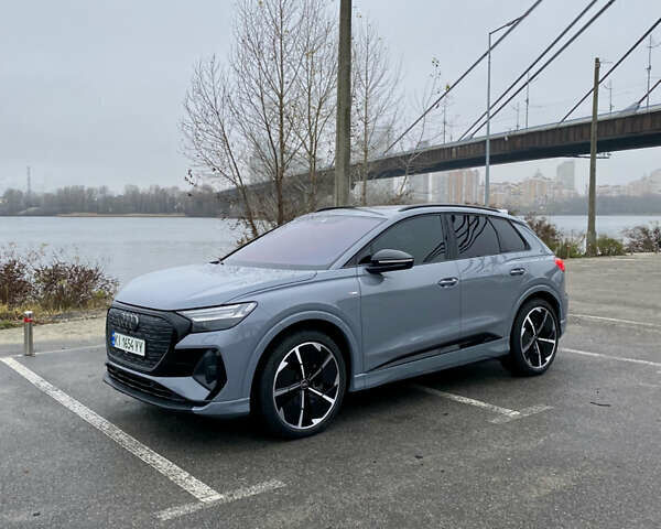 Сірий Ауді Q4 e-tron, об'ємом двигуна 0 л та пробігом 41 тис. км за 33900 $, фото 12 на Automoto.ua
